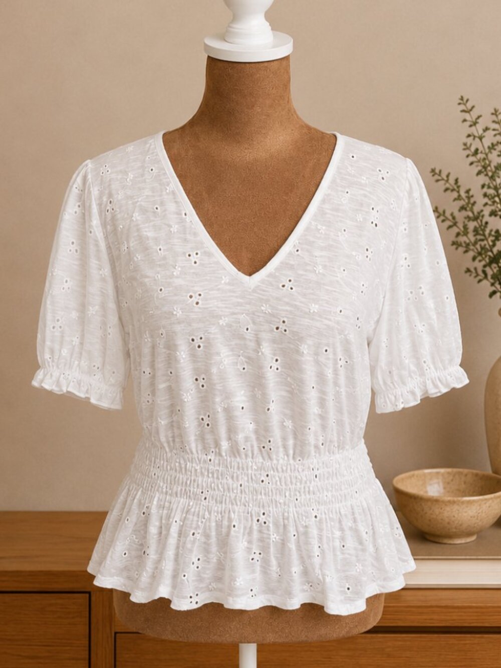 Jun and Ivy White Eyelet Embroidered V Neck Peplum Blouse Size L Boho Summer